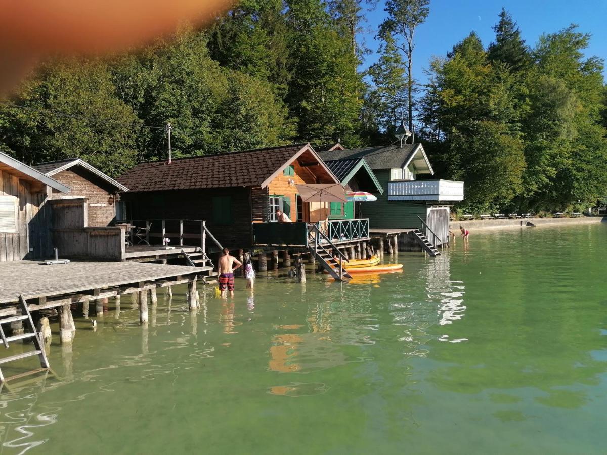 Wunderschoene Ferienwohnung Mit Seeblick Zell am Moos Buitenkant foto